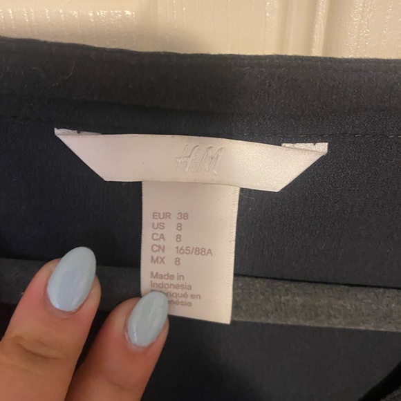 Charcoal Blouse (H&M) - Picture 3 of 5